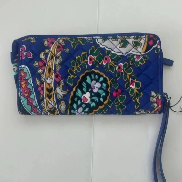 NWT Vera Bradley Iconic RFID Front Zip Wristlet Romantic Paisley Blue - Picture 4 of 8